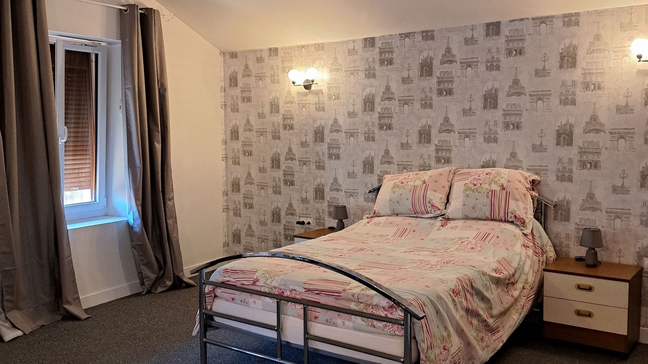Photo of Bedroom in Babaudus