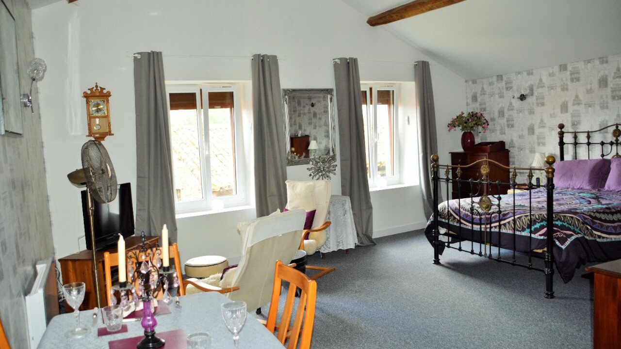 Photo of Bedroom in Babaudus