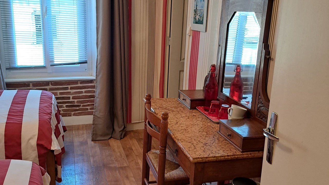 Photo of Bedroom in Babaudus