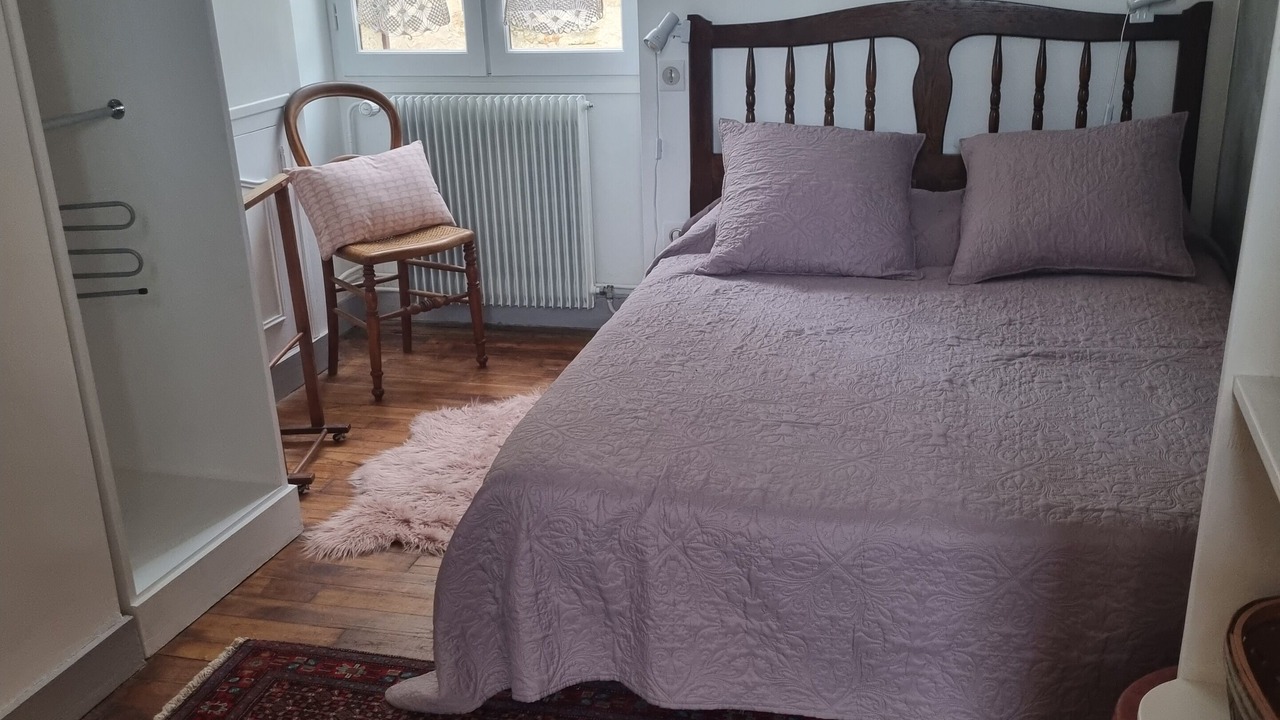 Photo of Bedroom in Beynac-et-Cazenac