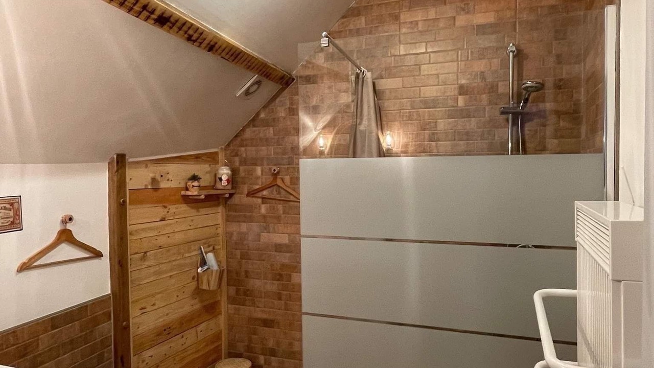 Photo of Bathroom in Savignac-de-Miremont