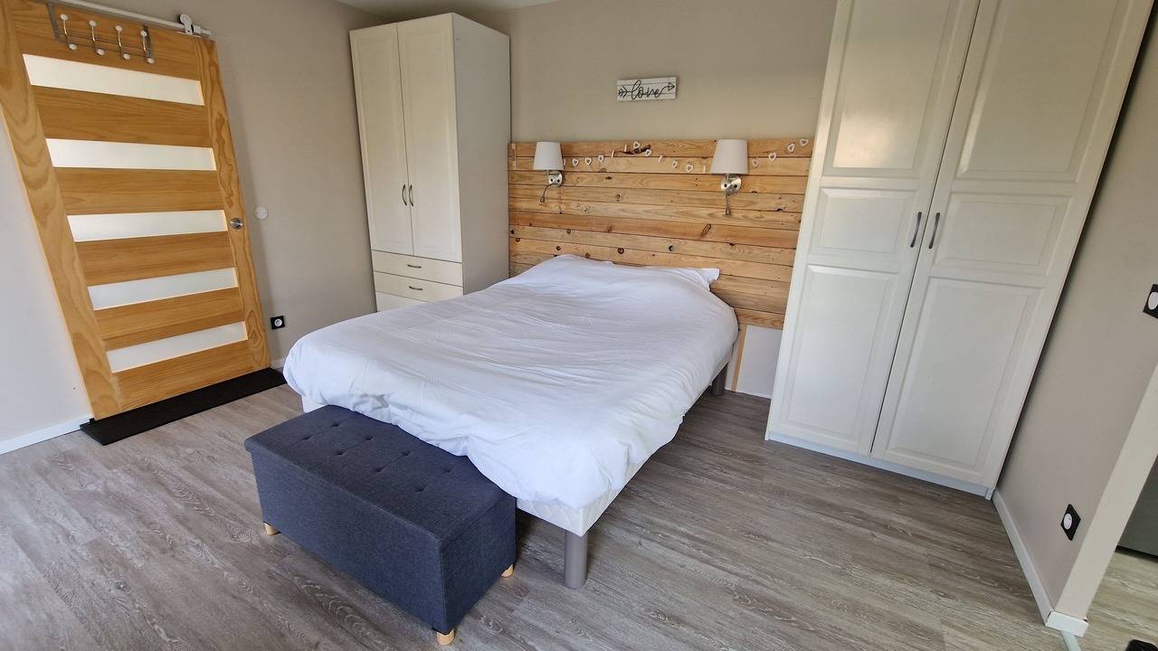 Photo of Bedroom in La Brede