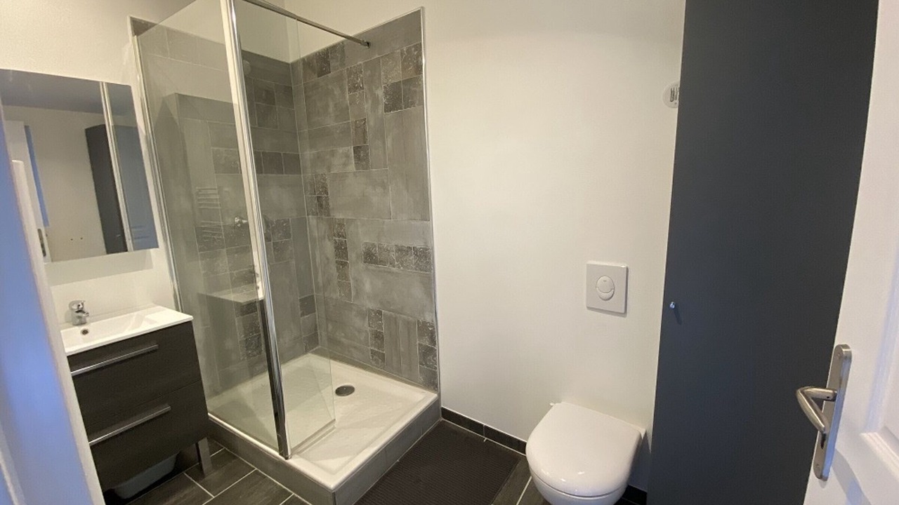 Photo of Bathroom in La Roche-Posay