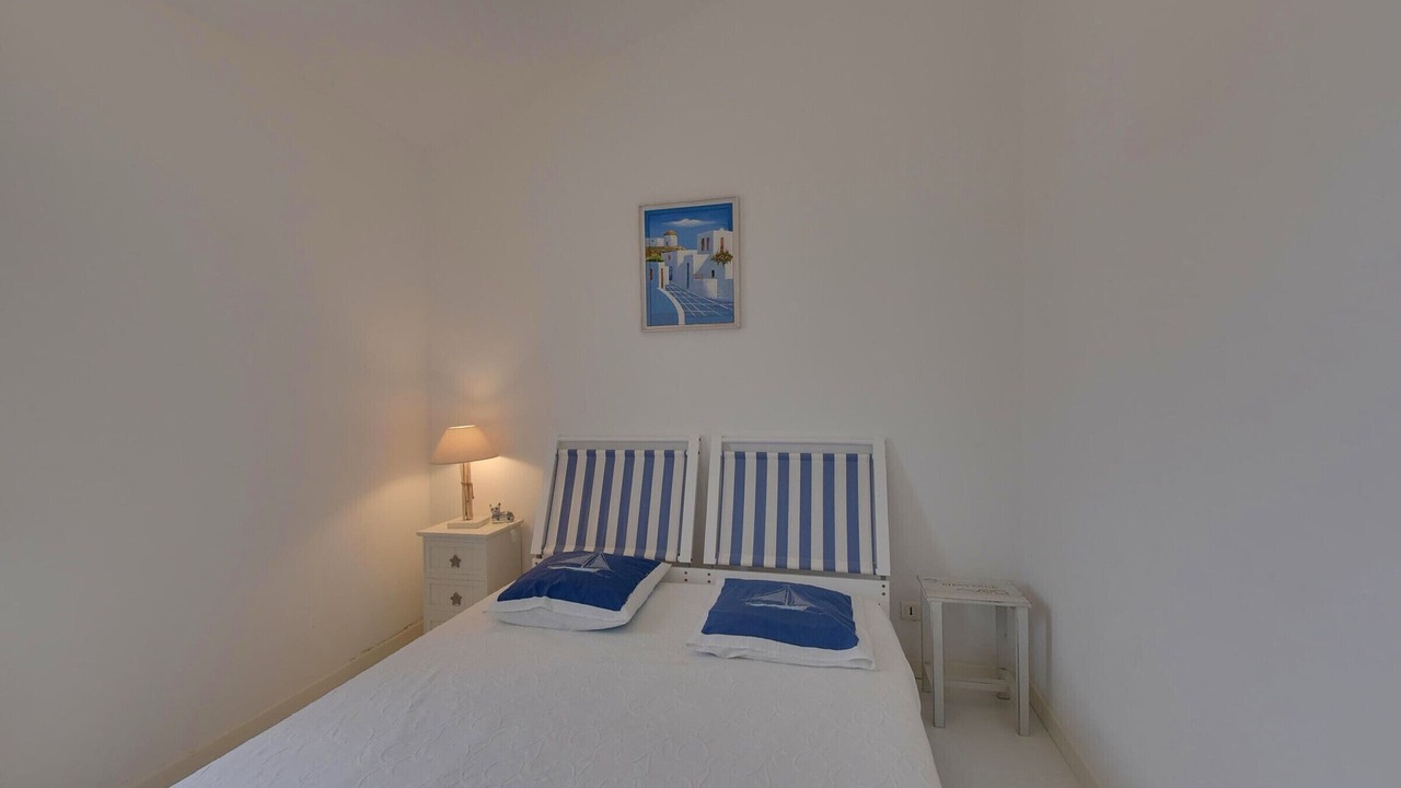 Photo of Bedroom in Port District