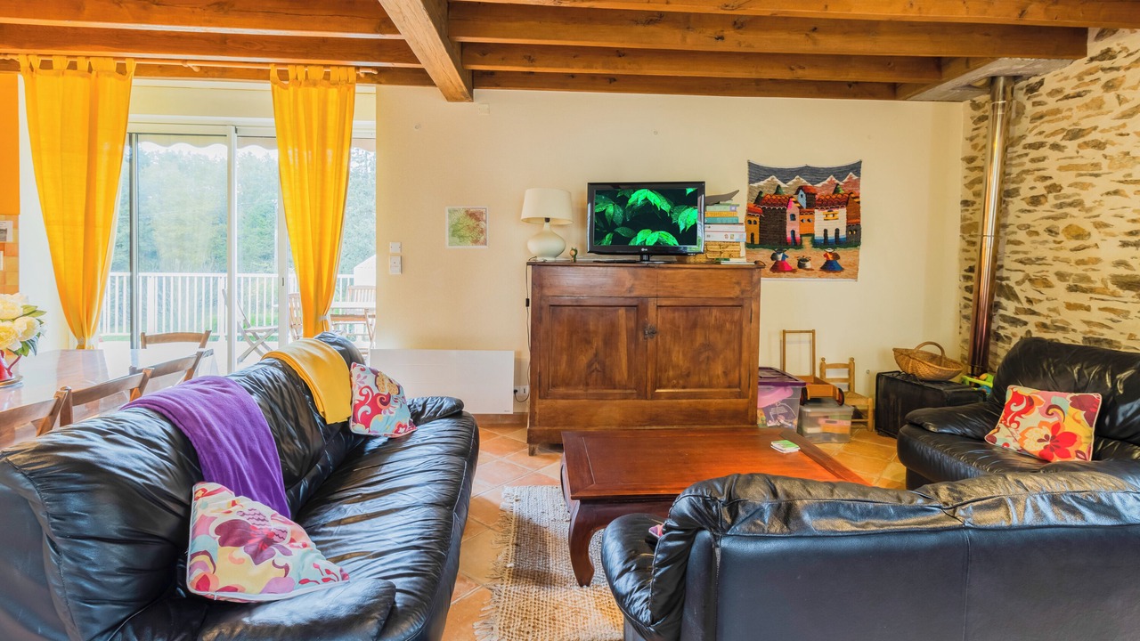 Photo of Livingroom in Saint-Jory-de-Chalais