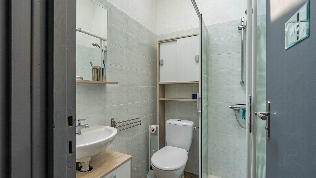 Photo of Bathroom in Le Grand-Village-Plage