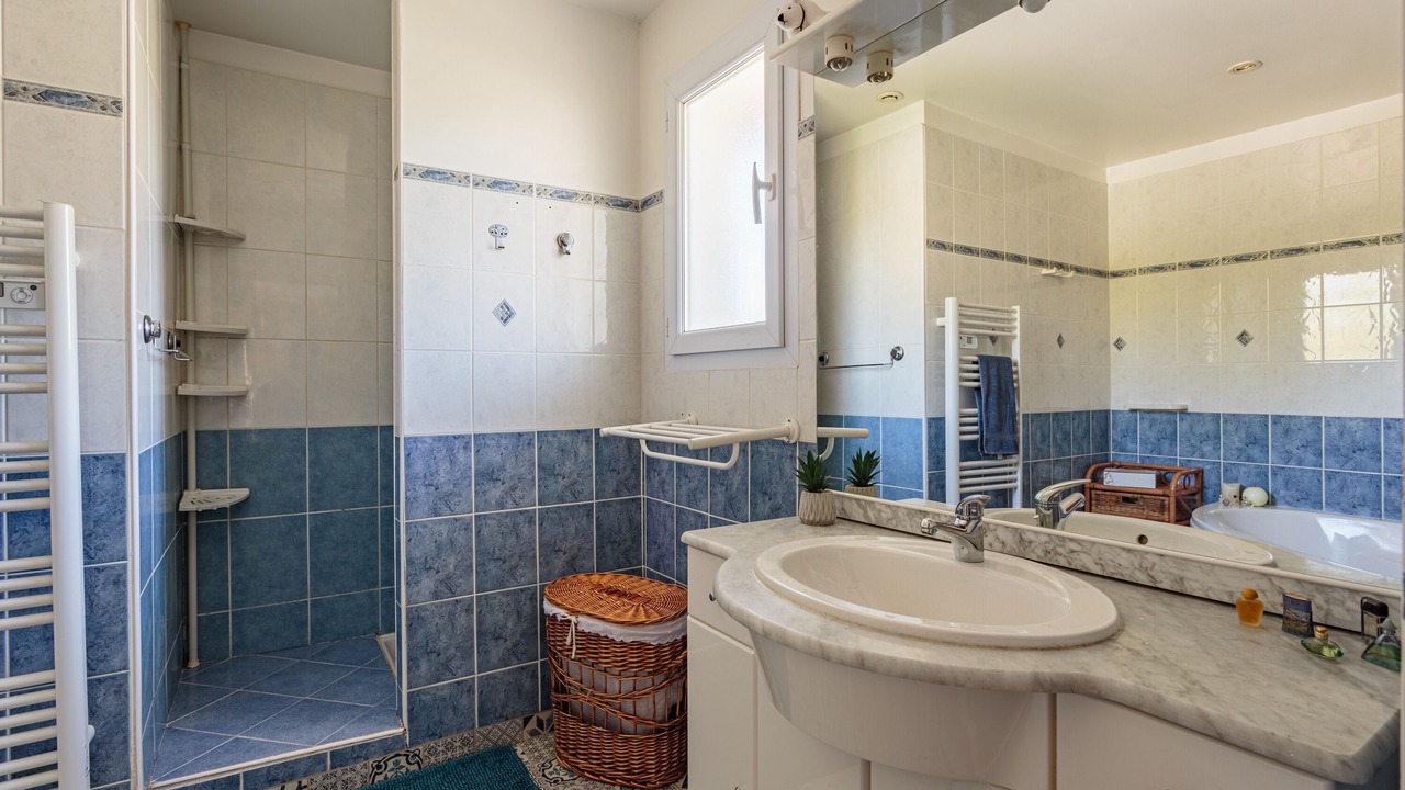 Photo of Bathroom in Urt