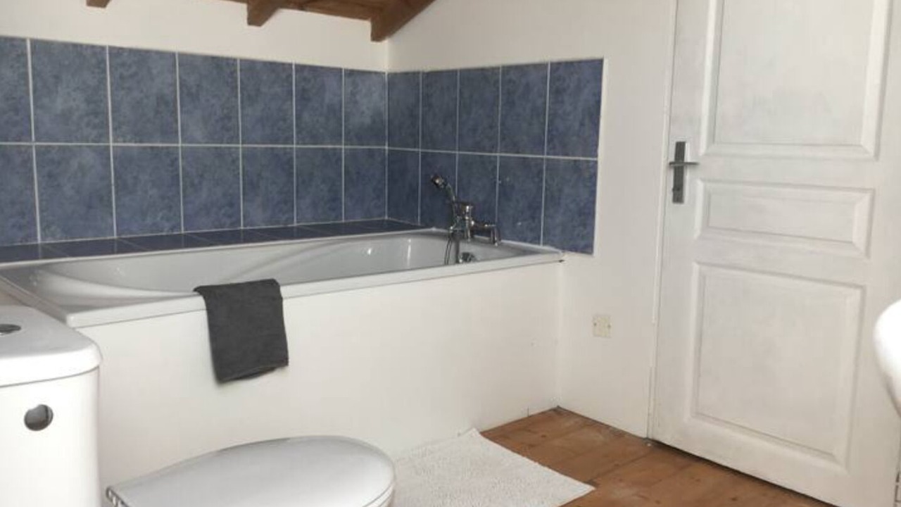 Photo of Bathroom in Douzains
