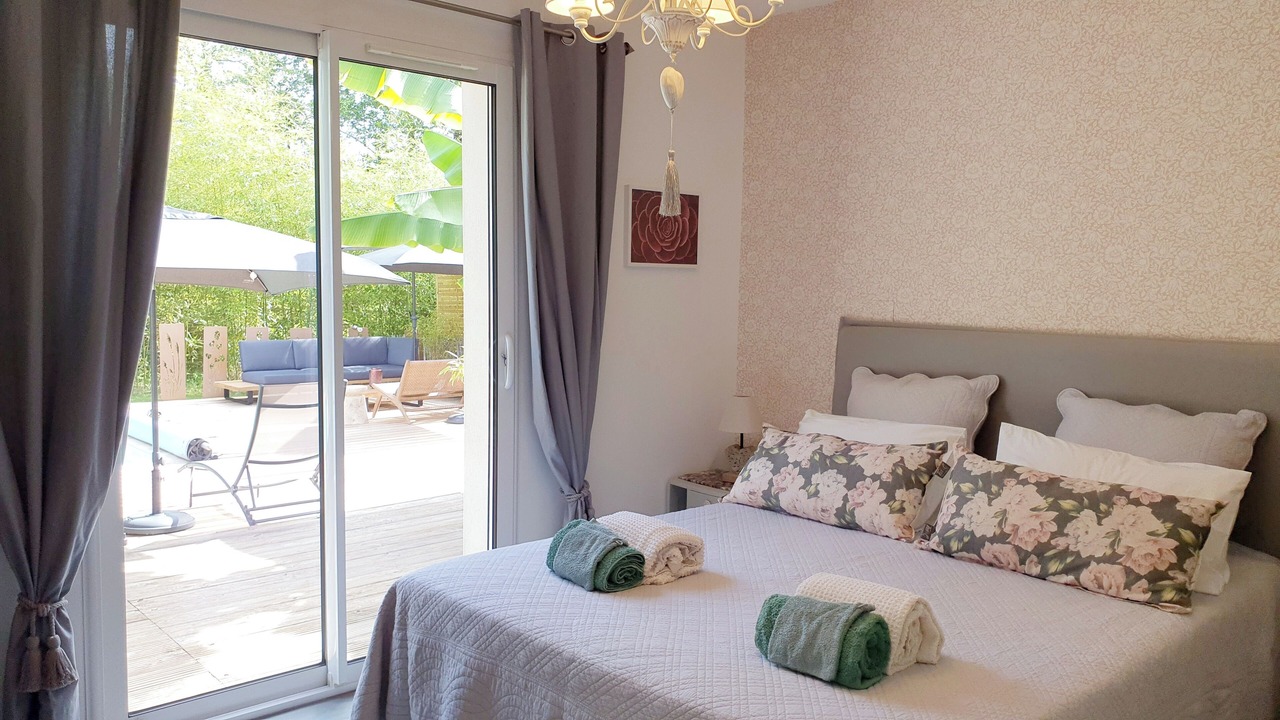 Photo of Bedroom in Lembras