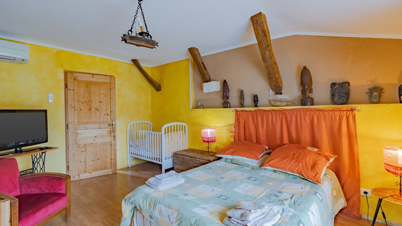 Photo of Bedroom in Saint-Pierre-de-Cole
