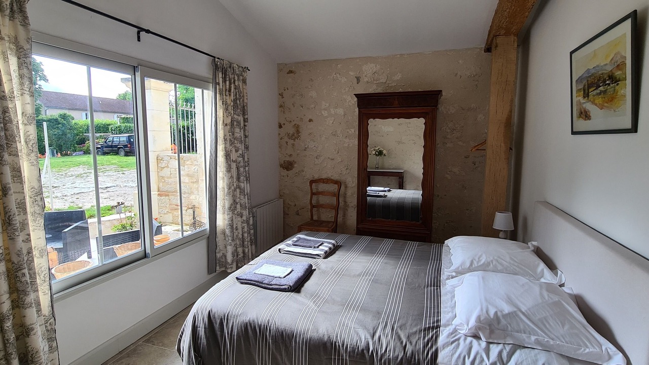 Photo of Bedroom in Les Leves-et-Thoumeyragues