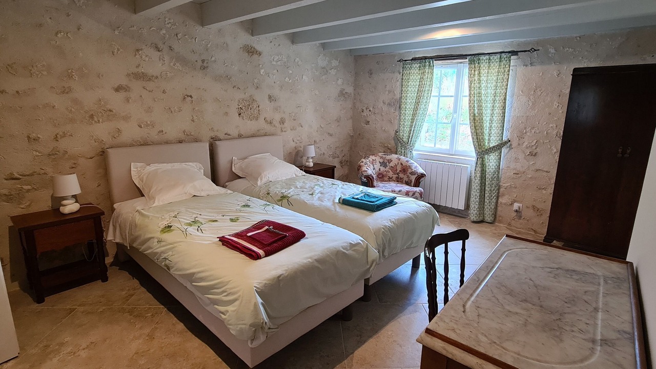 Photo of Bedroom in Les Leves-et-Thoumeyragues
