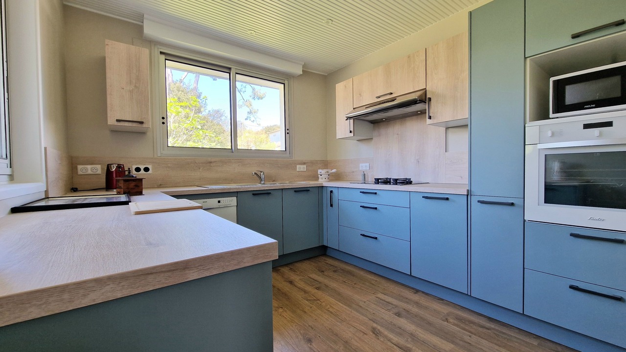 Photo of Kitchen in Saint-Palais-sur-Mer