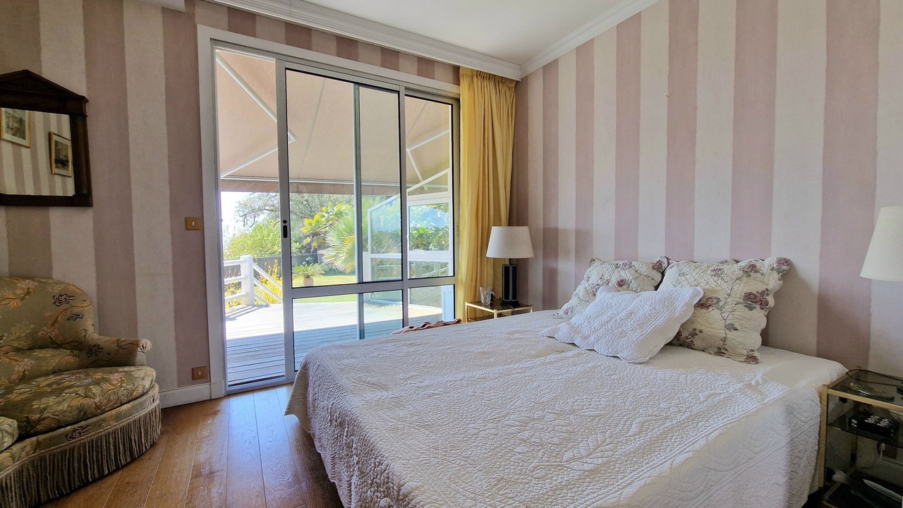 Photo of Bedroom in Saint-Palais-sur-Mer