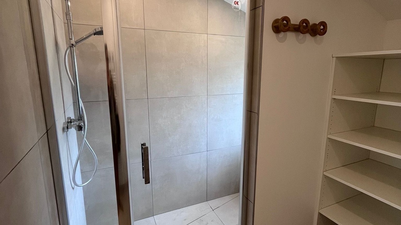 Photo of Bathroom in Messanges