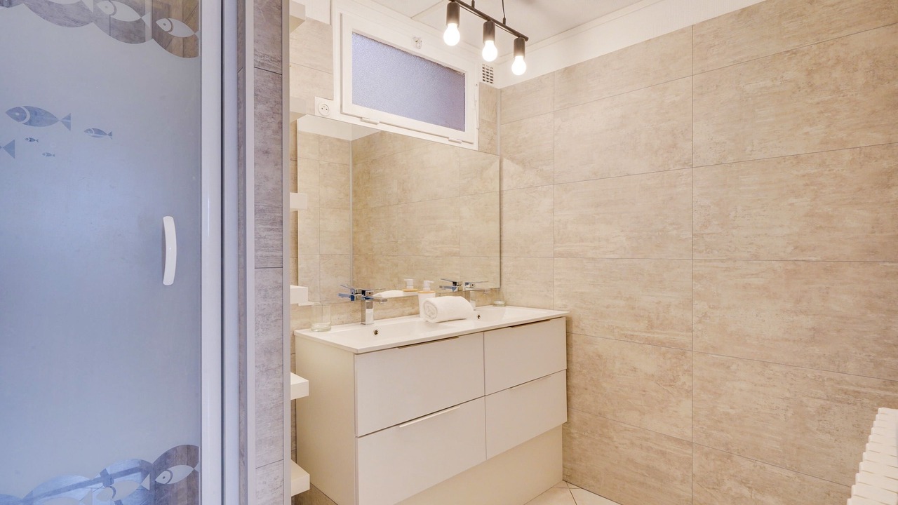Photo of Bathroom in Saint Augustin