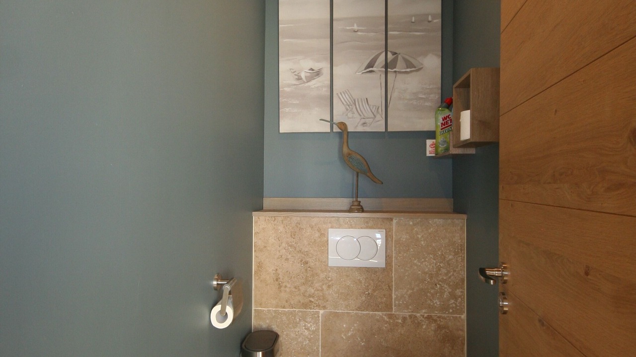 Photo of Bathroom in Les Leves-et-Thoumeyragues