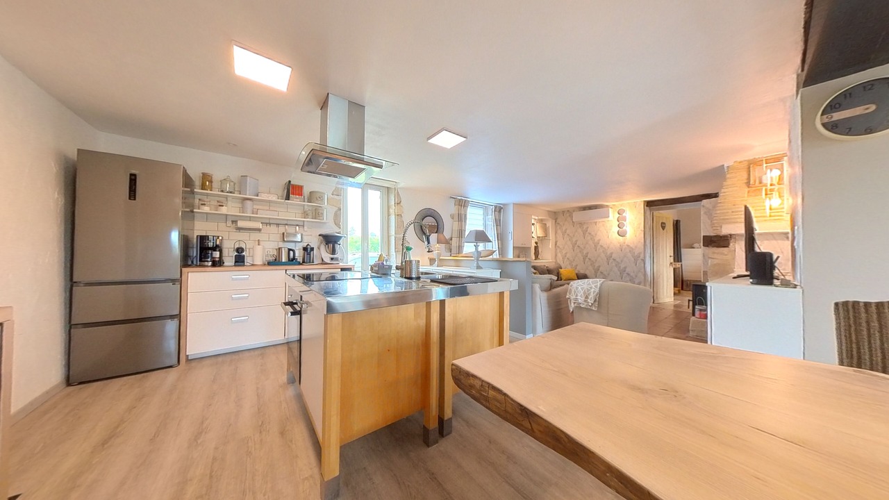 Photo of Kitchen in Les Leves-et-Thoumeyragues