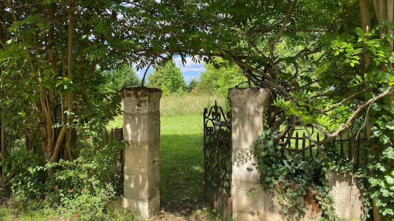 Photo of Outdoor in Saint-Quentin-de-Baron