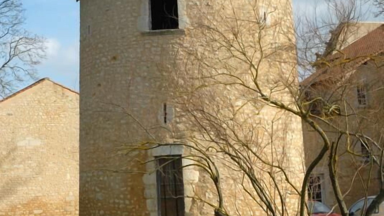 Photo of Outdoor in Ayron