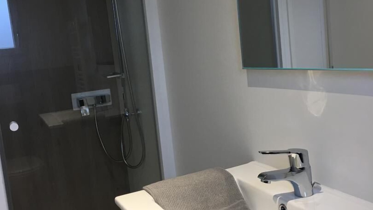 Photo of Bathroom in Lhommaize