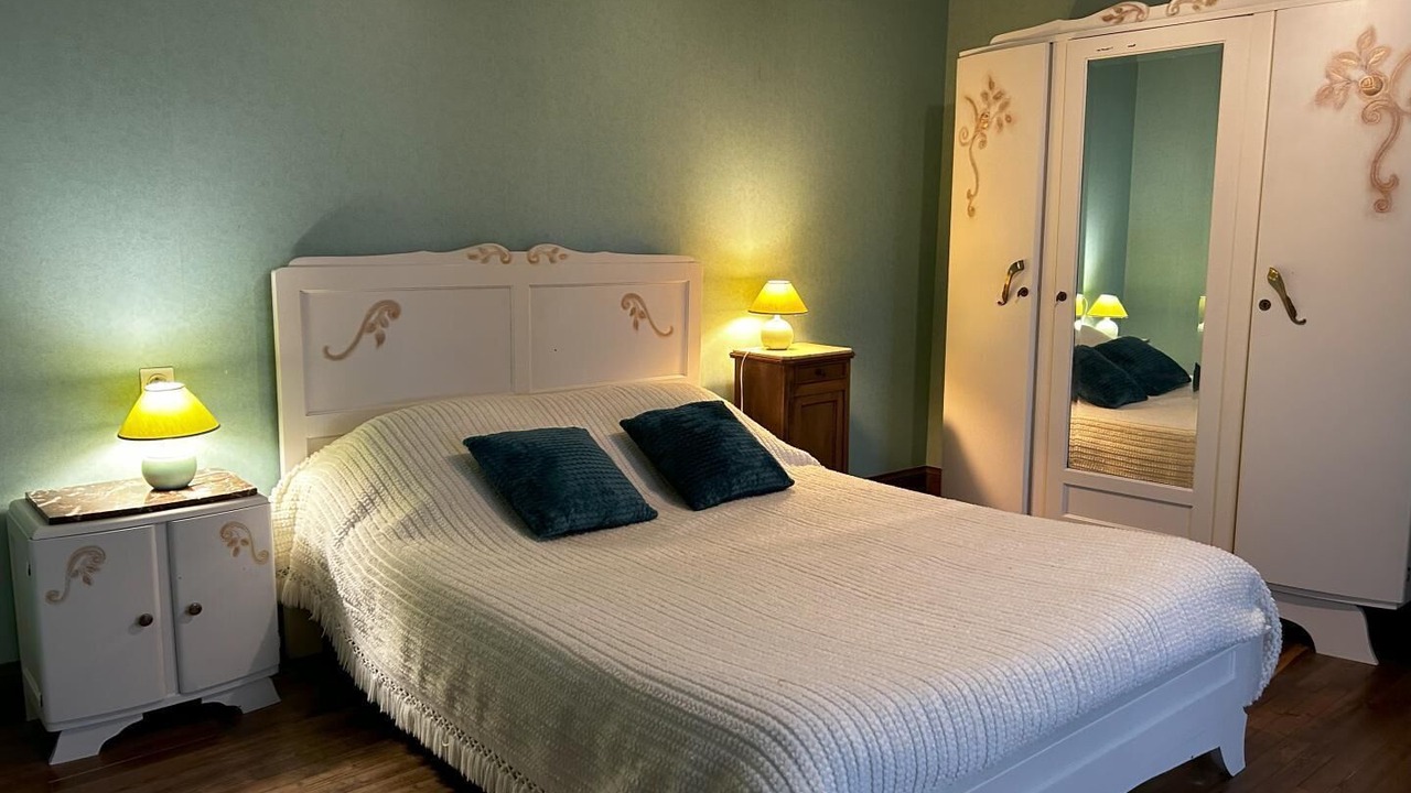 Photo of Bedroom in Champagne-le-Sec