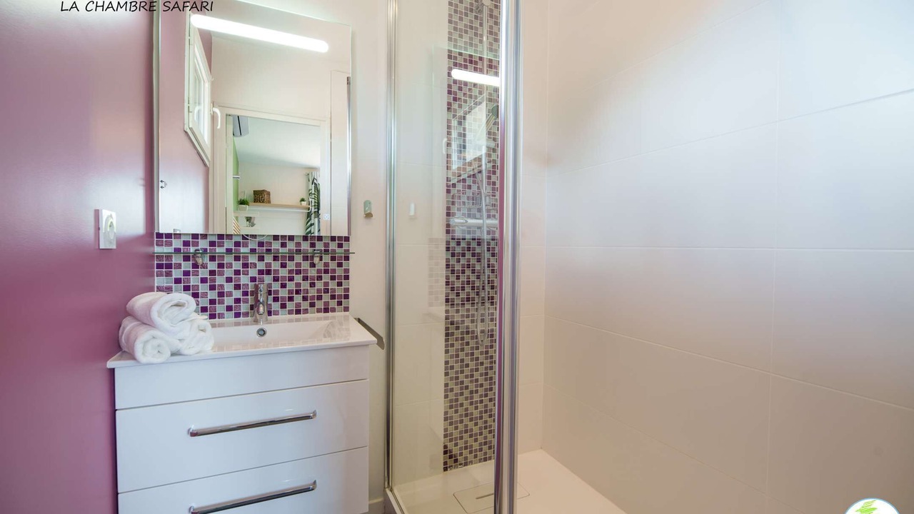 Photo of Bathroom in Parentis-en-Born