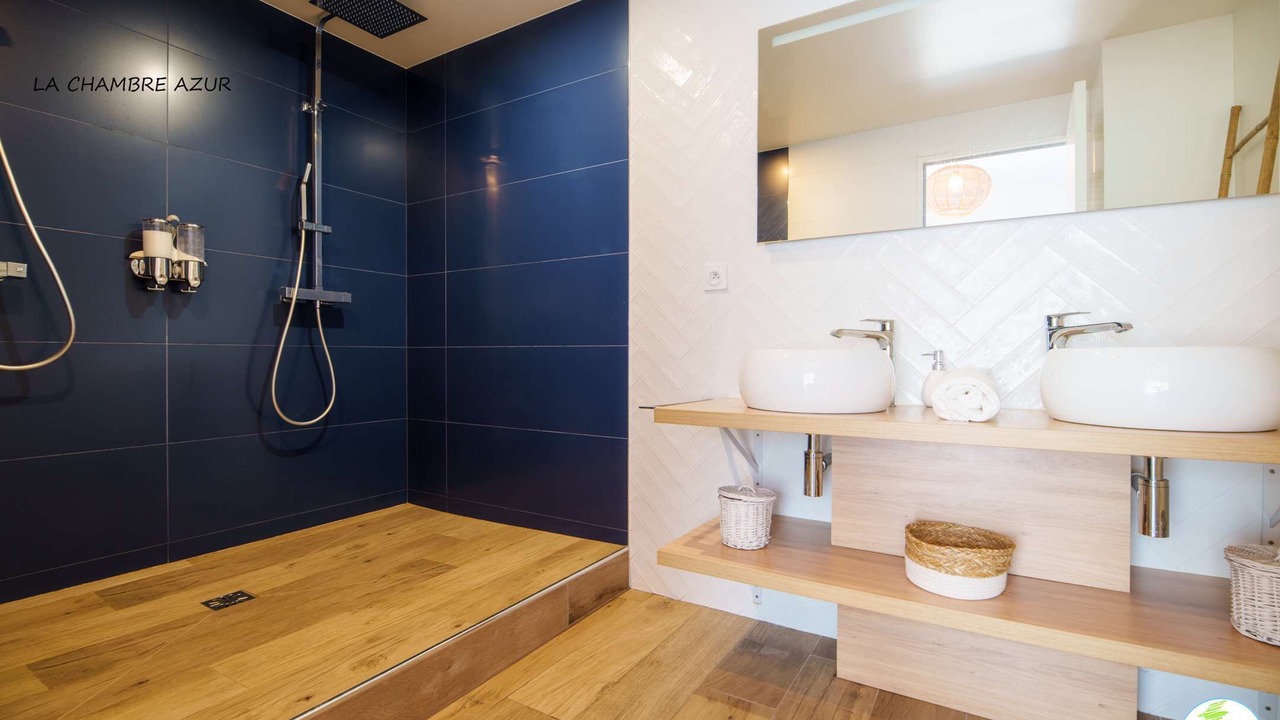 Photo of Bathroom in Parentis-en-Born