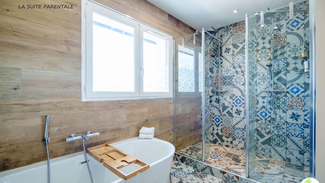 Photo of Bathroom in Parentis-en-Born
