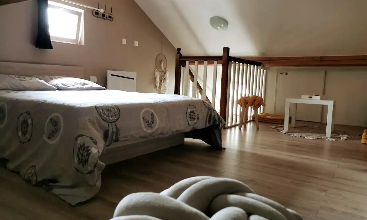 Photo of Bedroom in Saint-Junien