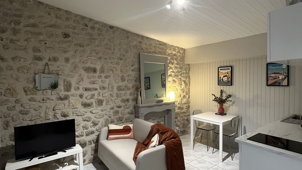 Photo of Livingroom in Champniers