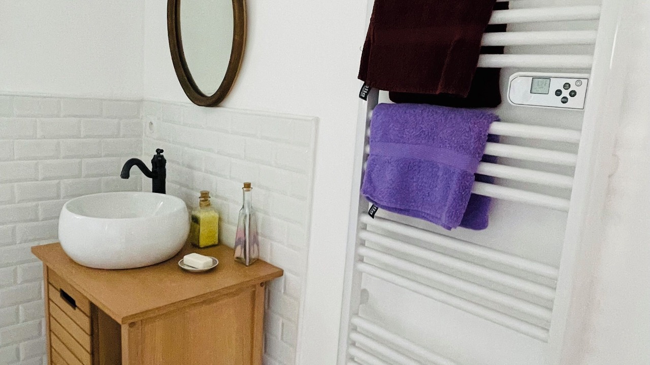 Photo of Bathroom in Viellesegure