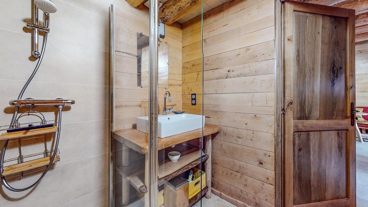 Photo of Bathroom in Les Fosses