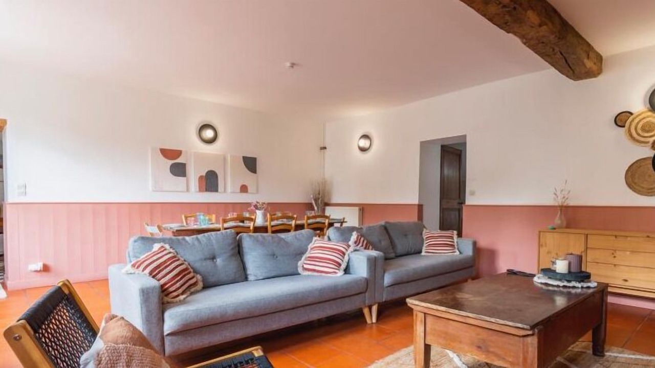 Photo of Livingroom in Tonnay-Charente