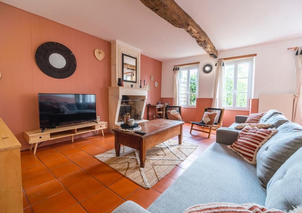 Photo of Livingroom in Tonnay-Charente