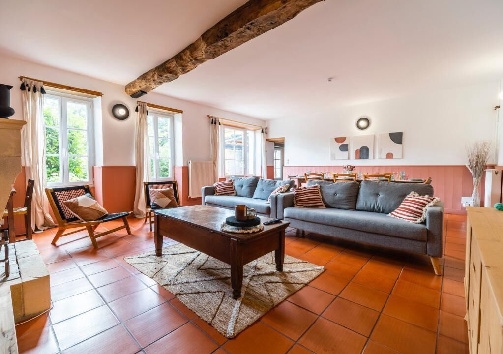 Photo of Livingroom in Tonnay-Charente