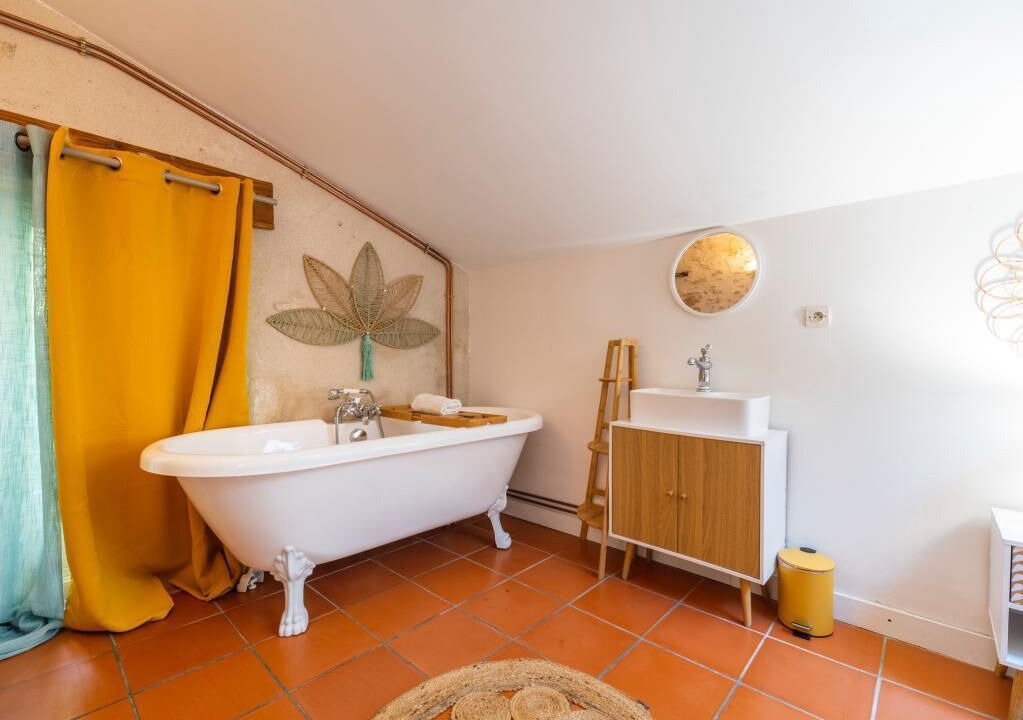 Photo of Bathroom in Tonnay-Charente