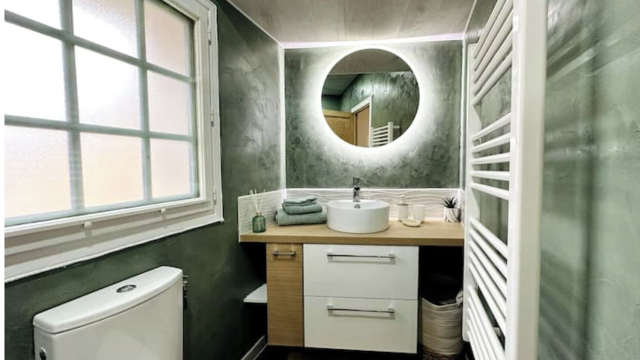 Photo of Bathroom in Saint-Gilles