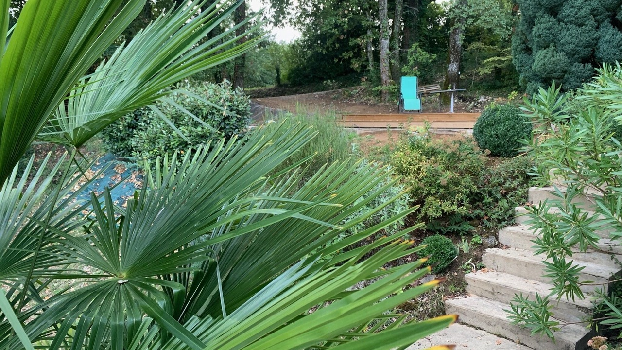 Photo of Outdoor in Saint-Andre-dAllas