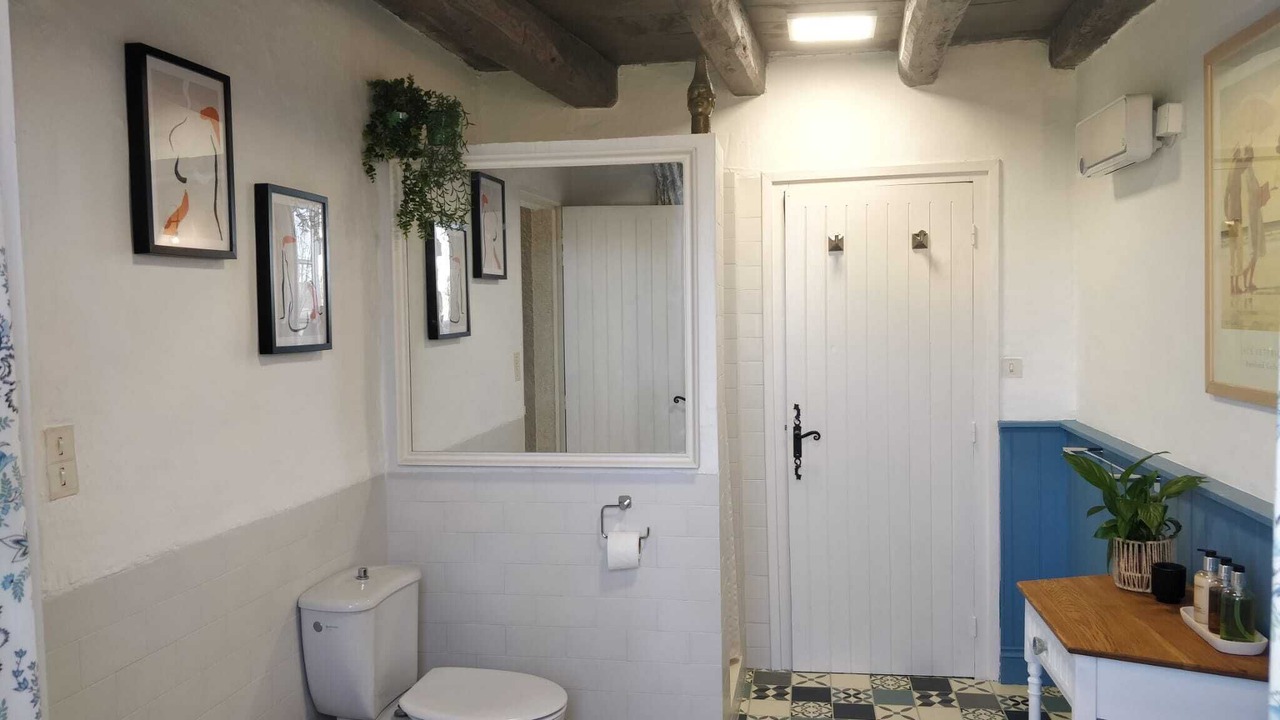 Photo of Bathroom in Nanteuil-de-Bourzac