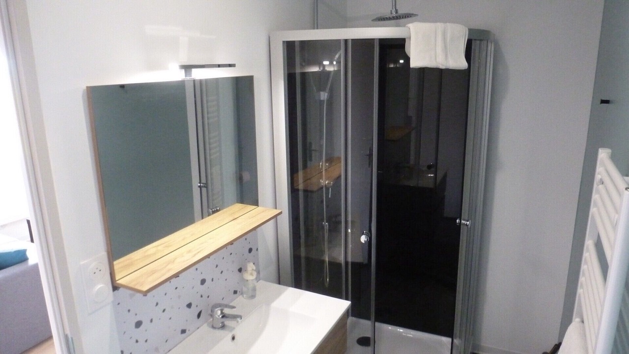 Photo of Bathroom in Chasseneuil-du-Poitou