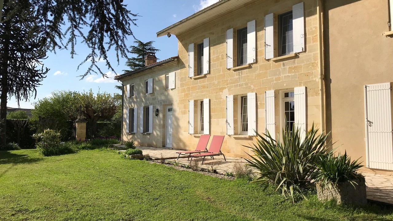 Photo of Outdoor in Sainte-Terre