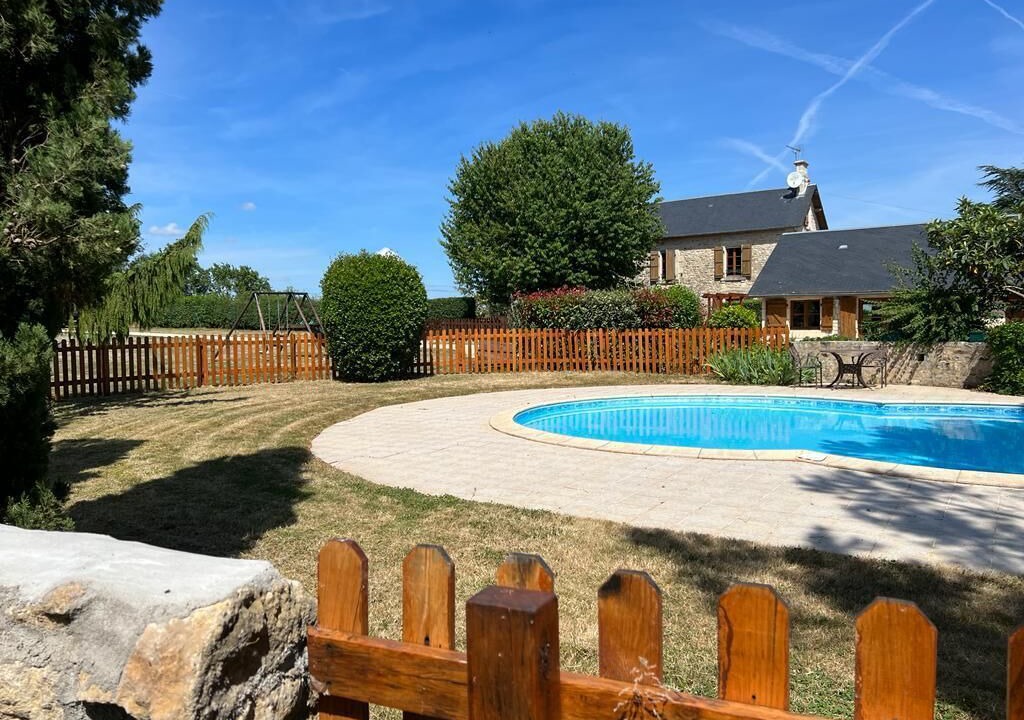 Photo of Outdoor in Saint-Georges-de-Noisne