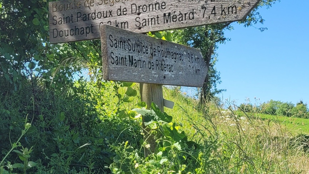 Photo of Others in Douchapt