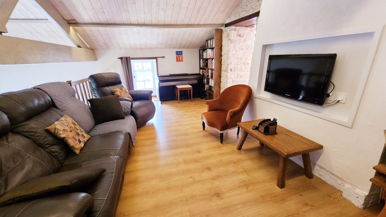 Photo of Livingroom in La Couronne