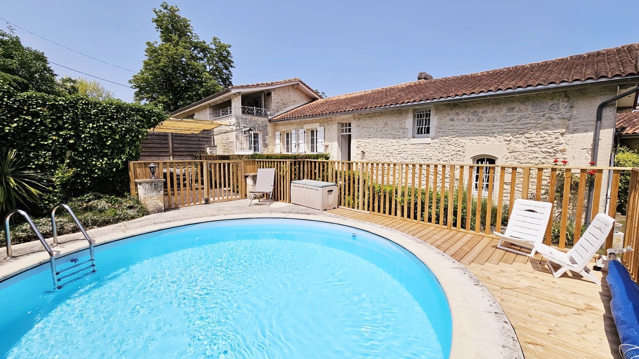 Photo of Outdoor in La Couronne