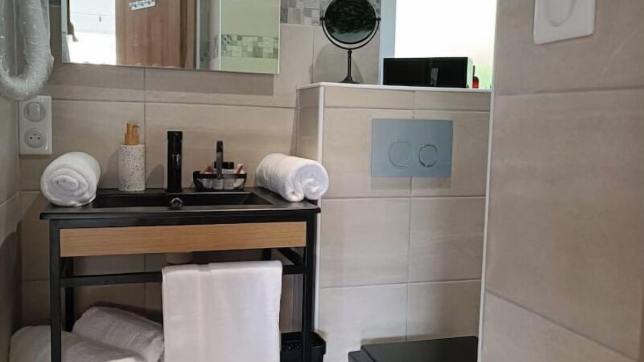 Photo of Bathroom in Les Eyzies