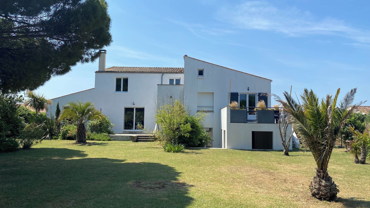 Photo of Outdoor in La Bree-les-Bains