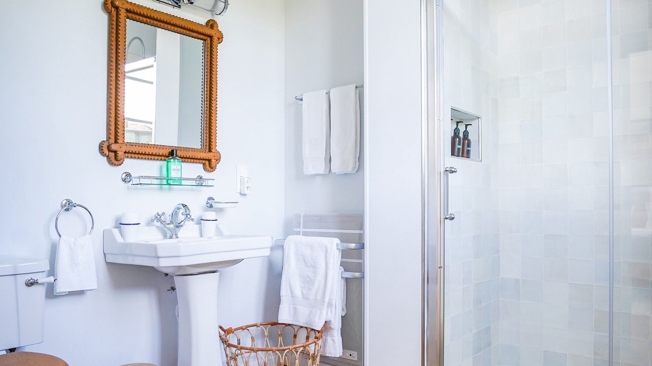 Photo of Bathroom in Saint-Emilion