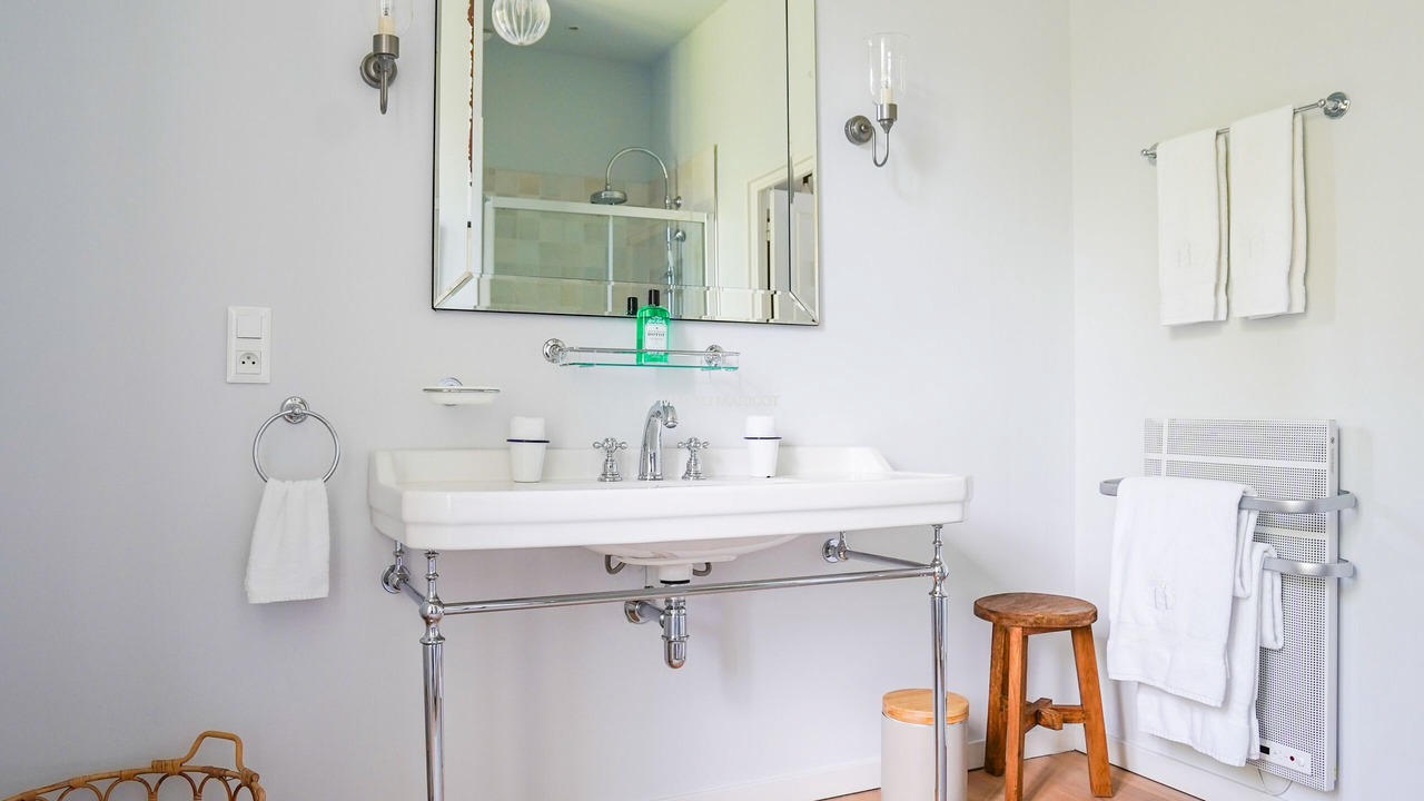 Photo of Bathroom in Saint-Emilion